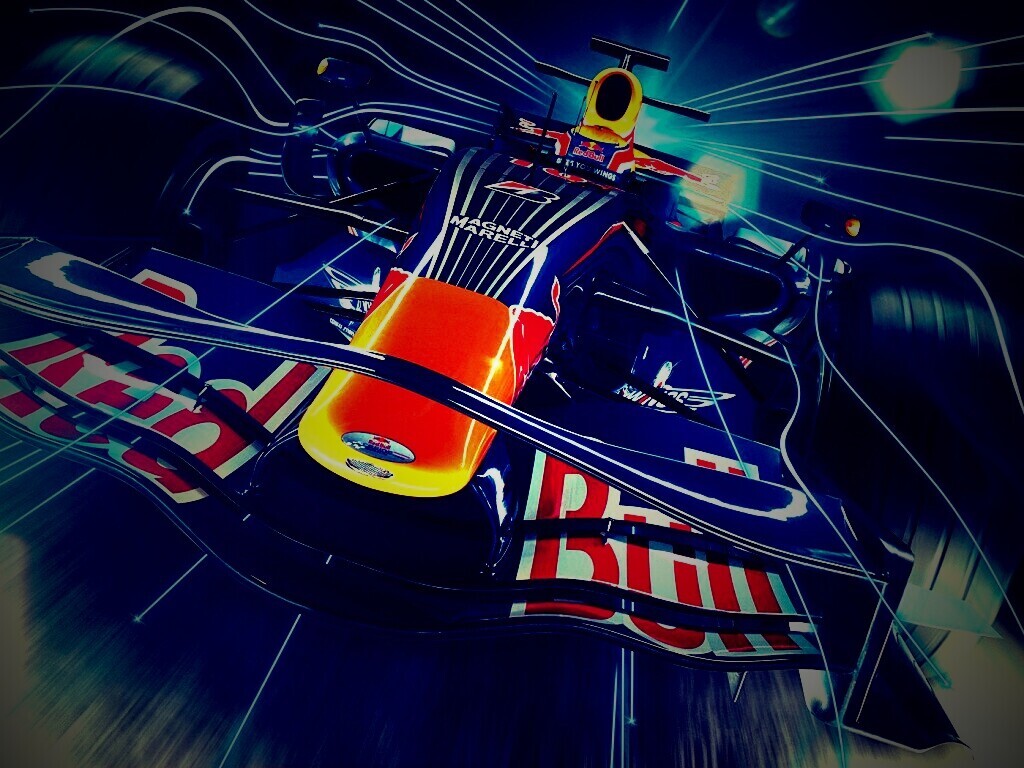 Болид  F1 обои