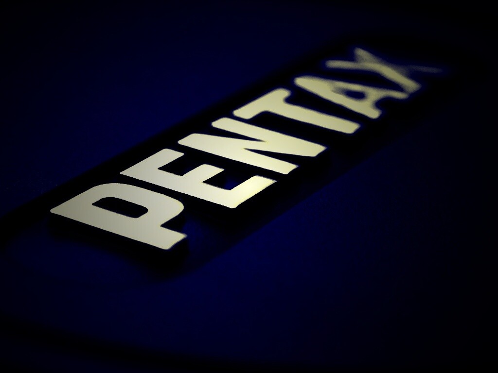 Фотоаппарат пентакс лого обои