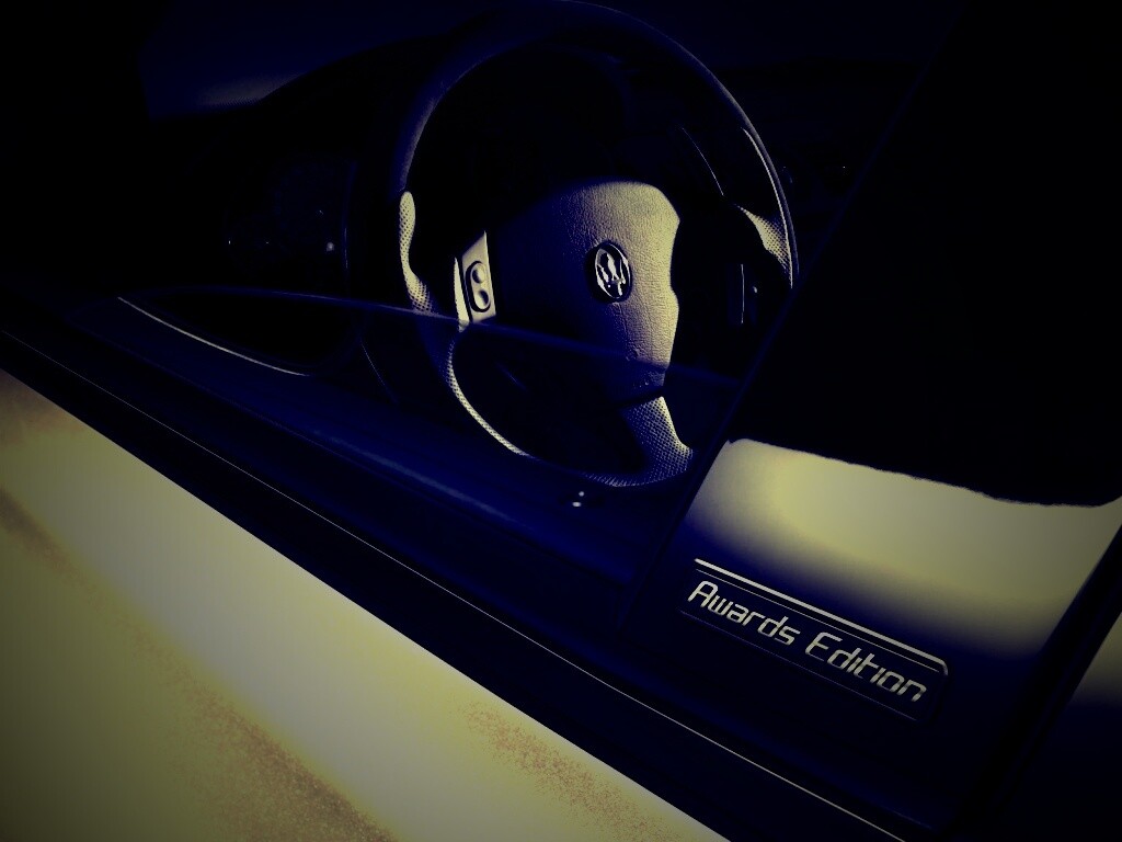 Борт maserati обои