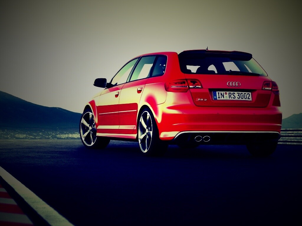 Audi модели RS3 сзади обои