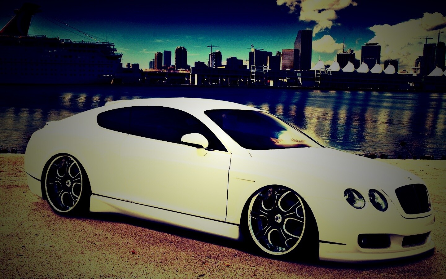 Bentley Continental GT обои