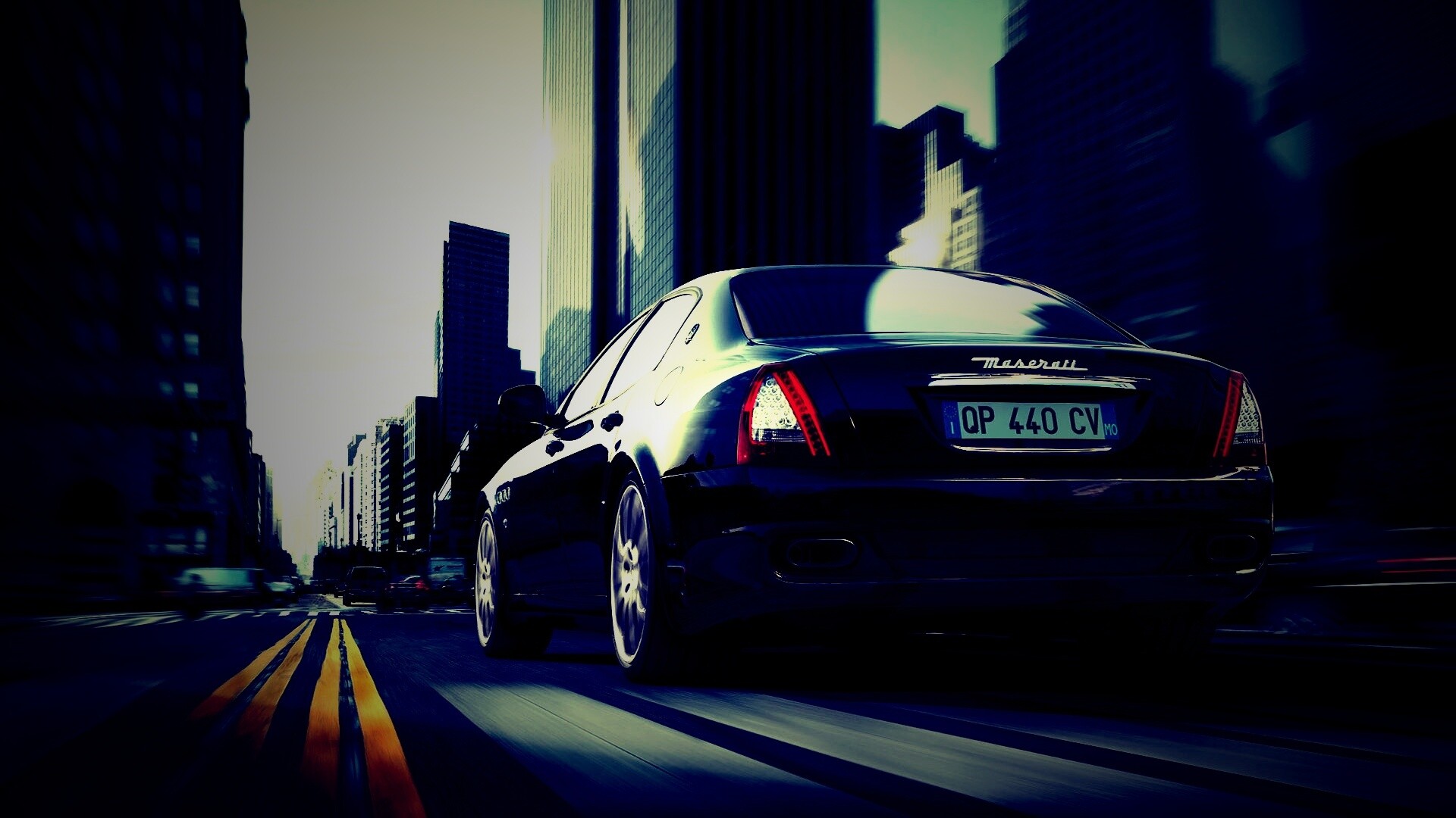 Maserati Quattroporte в городе обои