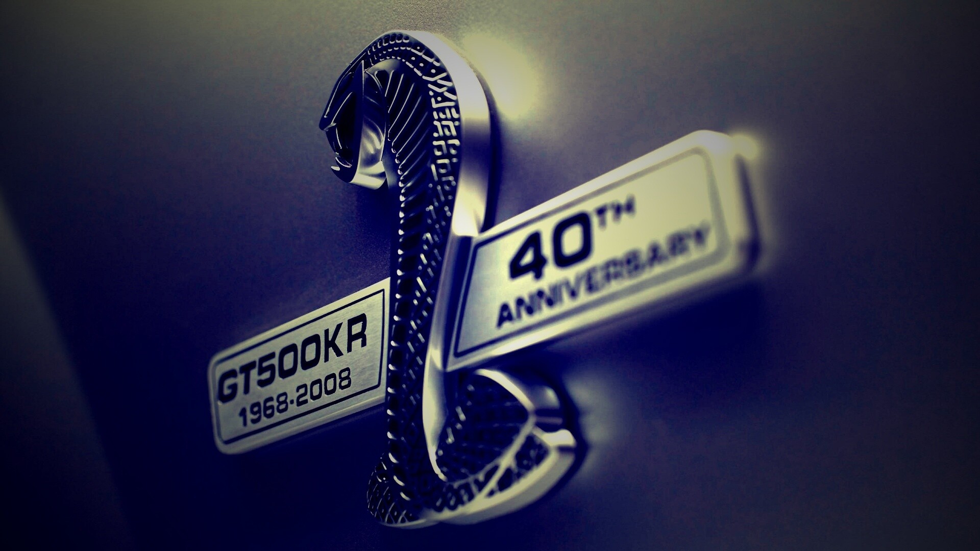 Шильдик Ford Mustang Shelby обои
