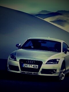 Audi TT на фоне снега обои