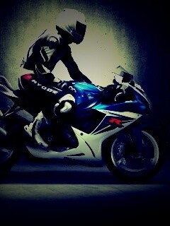 Suzuki и мотоциклист обои