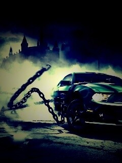 Ford Mustang рвёт цепи обои