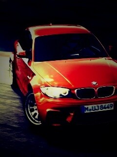 BMW M1 в заносе на треке обои