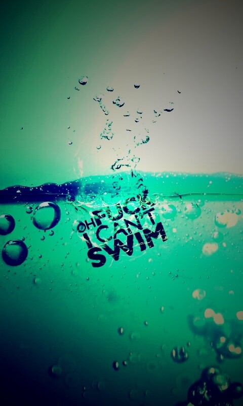 Oh fuck i cant swim обои