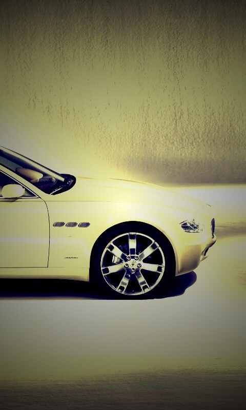 Maserati Quattroporte сбоку обои