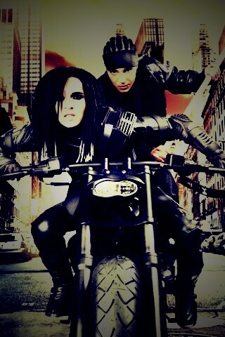 Tokio Hotel на мотоцикле обои