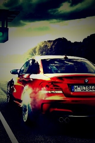 Оранжевый BMW серии M обои