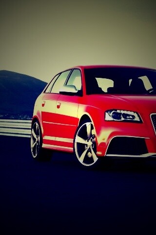 Красная Audi RS3 спереди обои