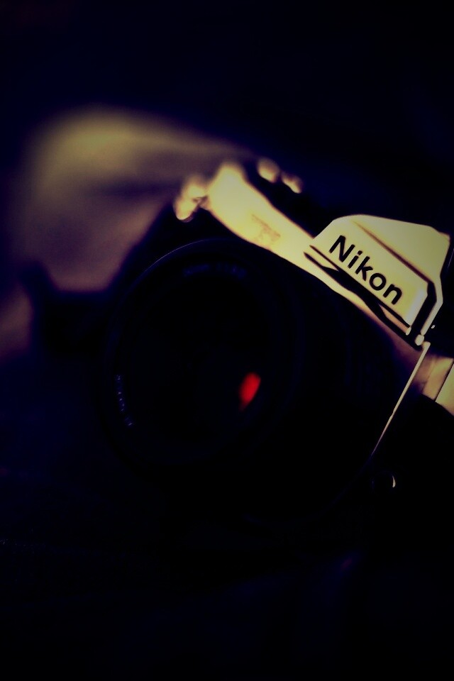 Плёночный фотоаппарат Nikon обои