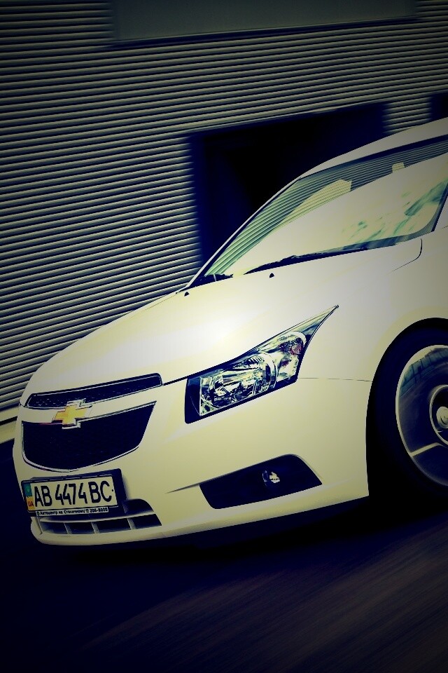 Chevrolet Круз белый седан обои