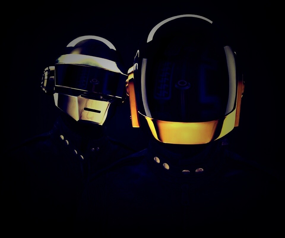 Daft Punk на темном фоне обои