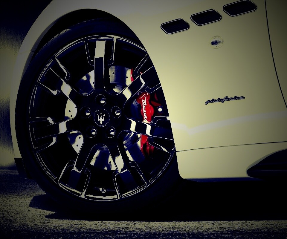 Колесу Maserati Granturismo обои
