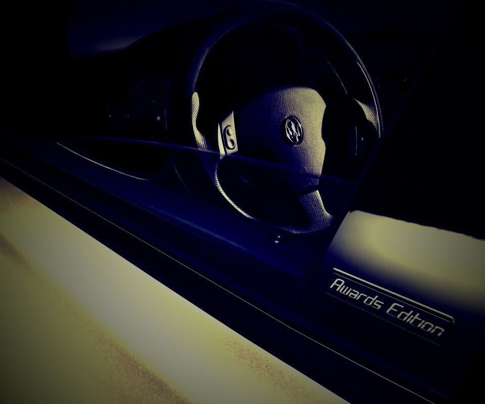 Борт maserati обои