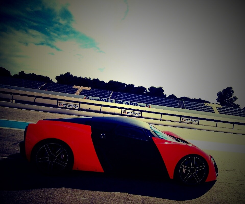 Marussia на треке обои