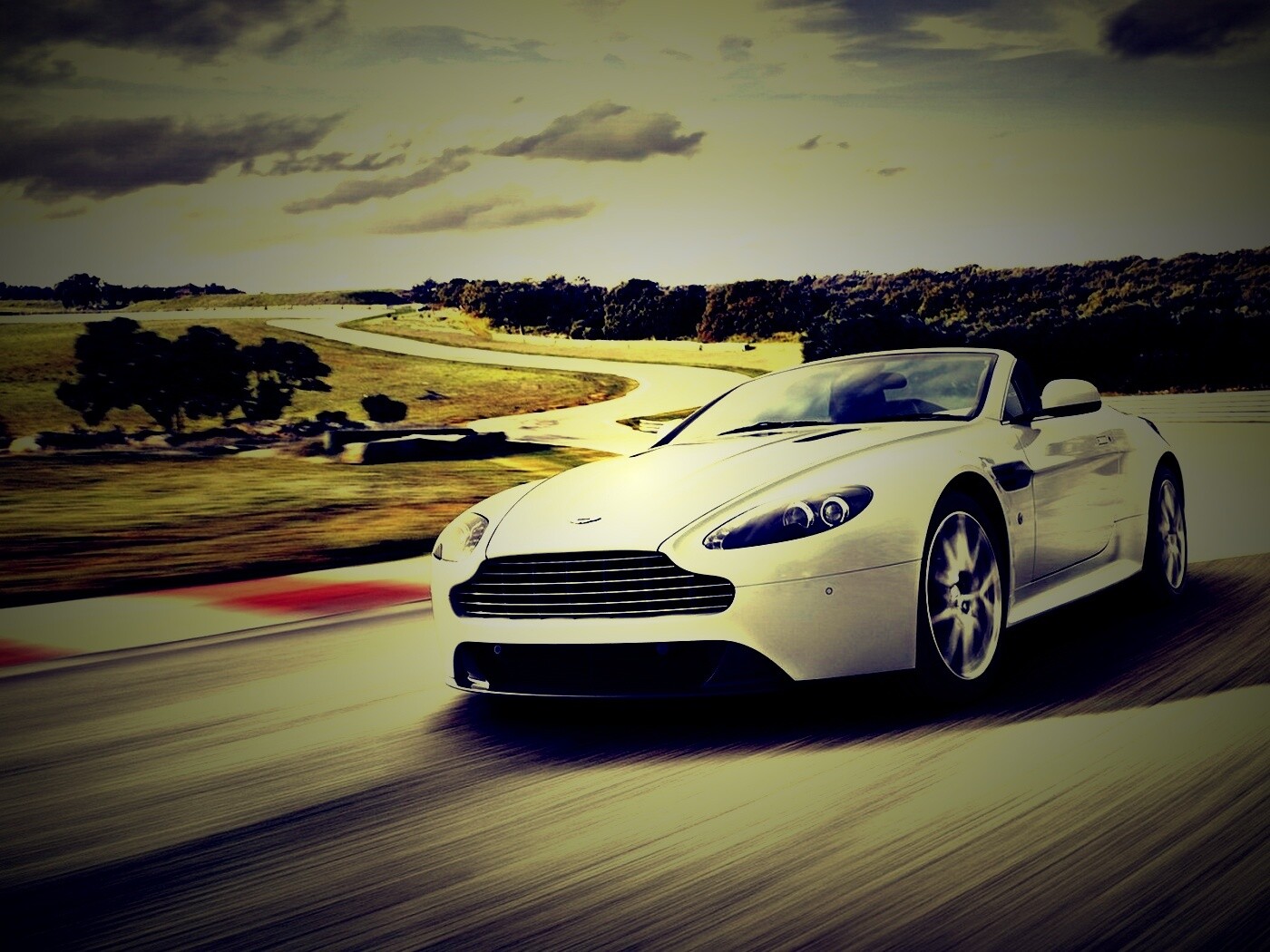 Aston Martin обои