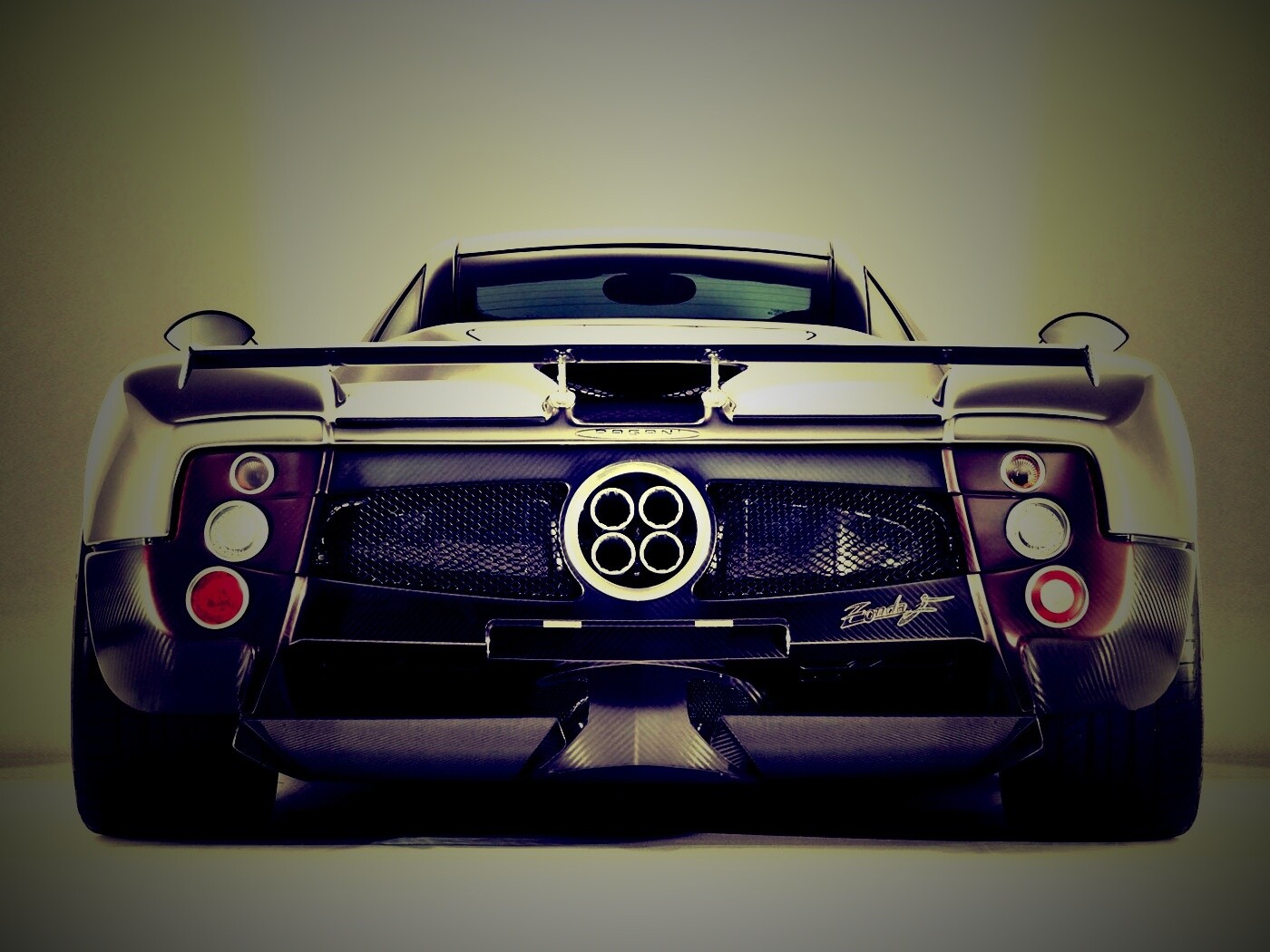 Pagani Zonda сзади обои
