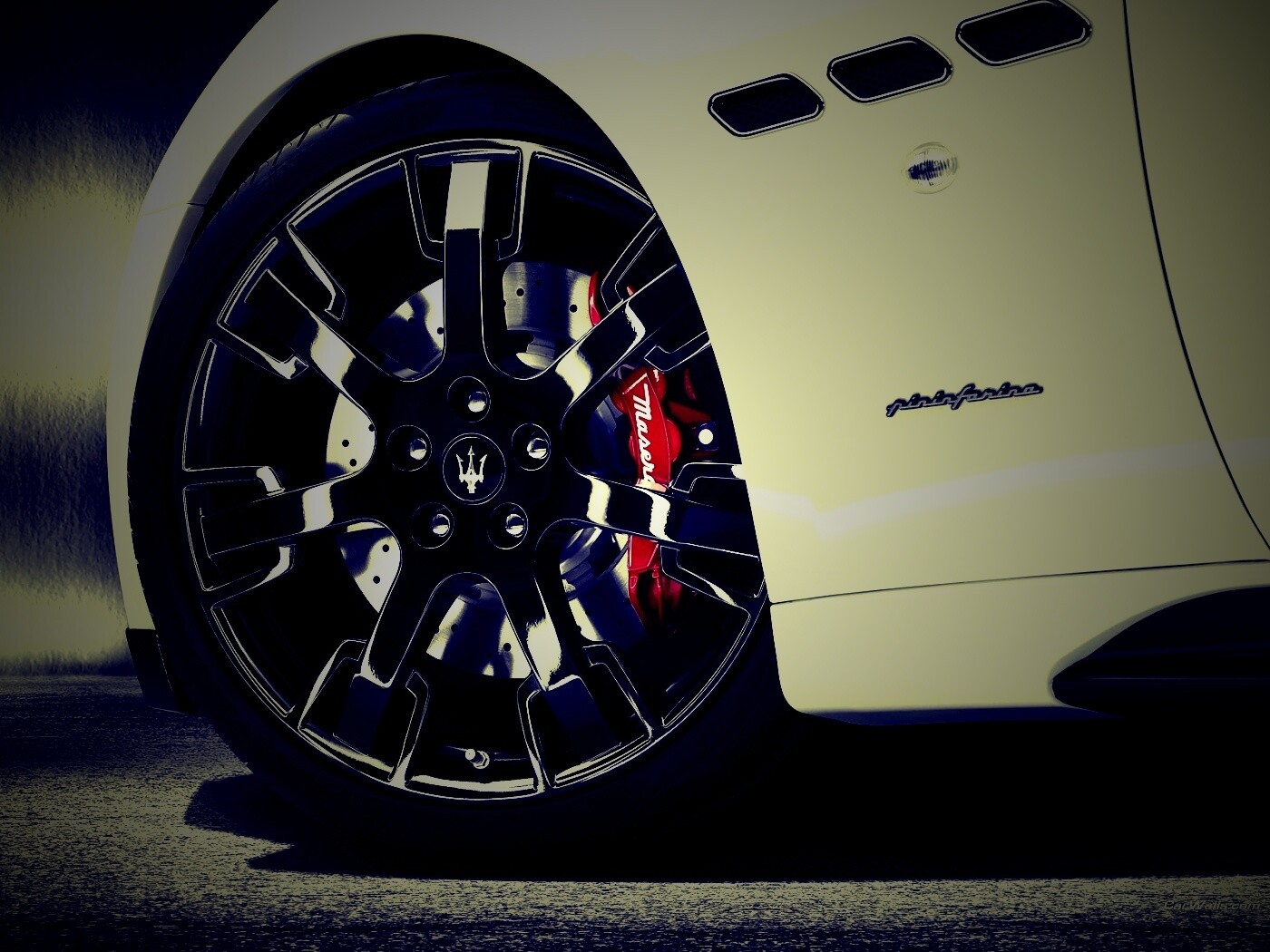 Колесу Maserati Granturismo обои