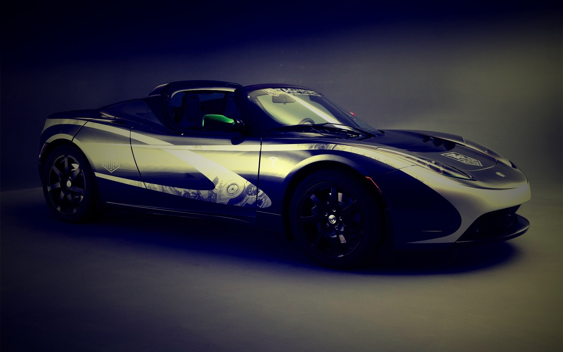Tag Heuer Tesla Roadster обои