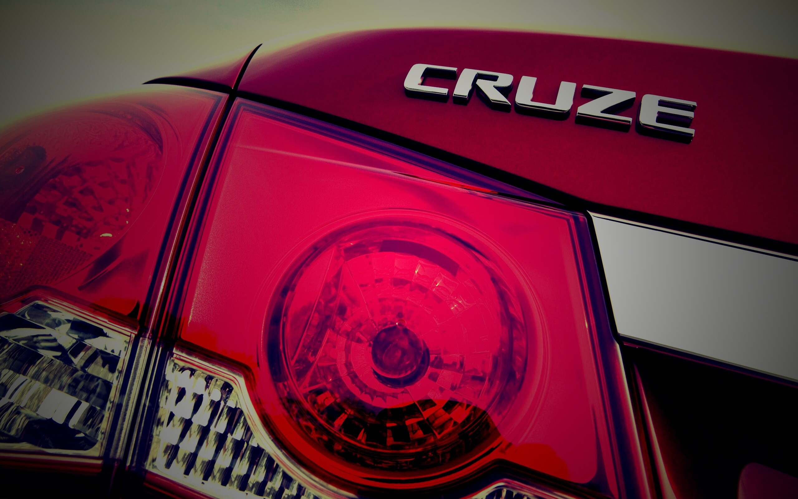 Шильдик Chevrolet Cruze обои