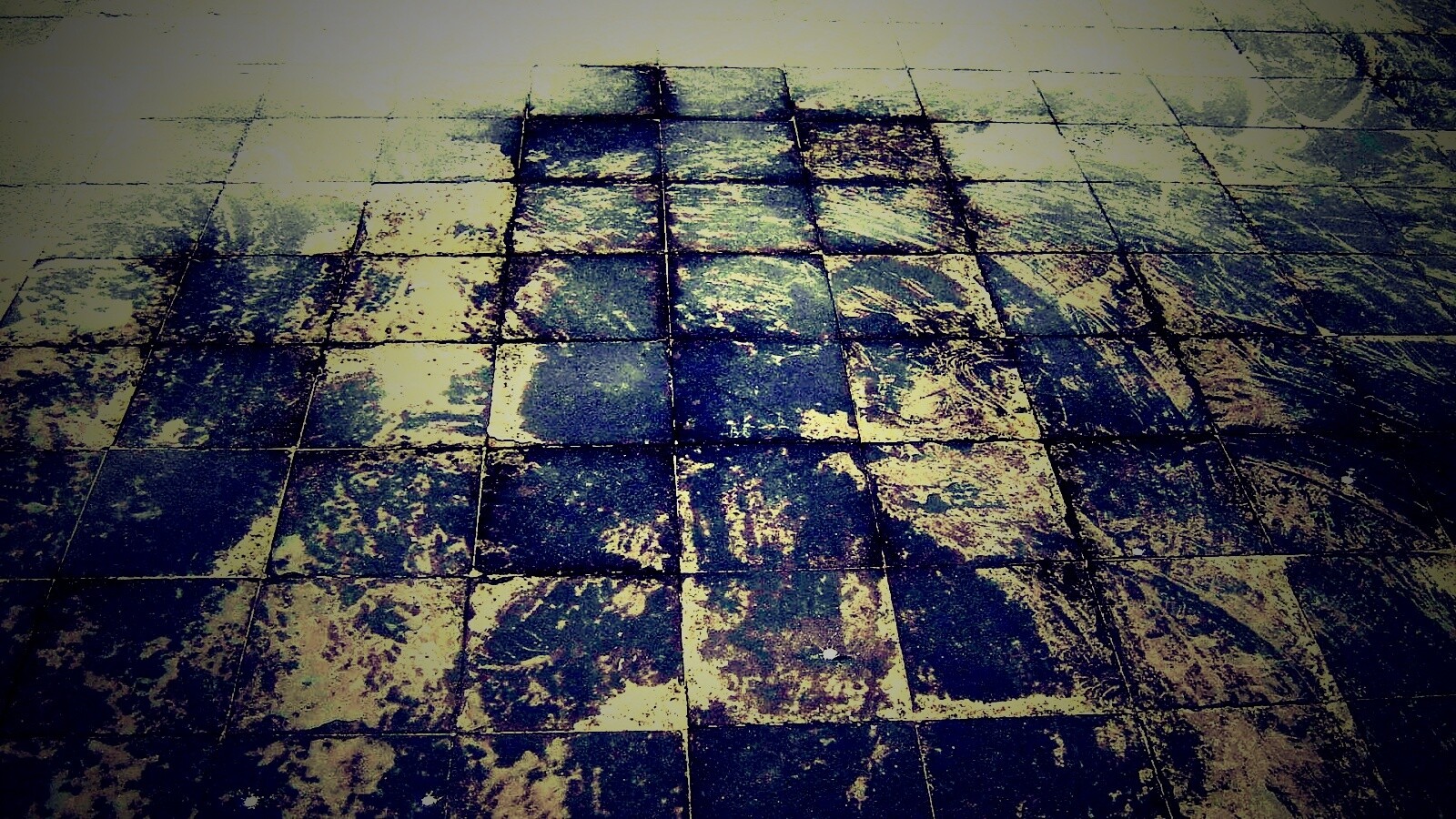 Дорога из серой плитки обои