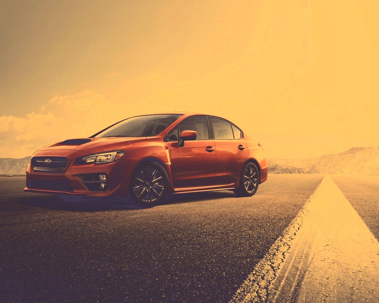 Subaru WRX на пустынной трассе обои