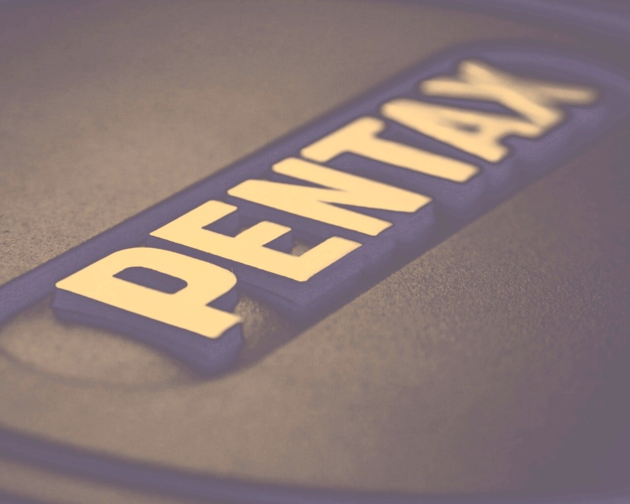 Фотоаппарат пентакс лого обои