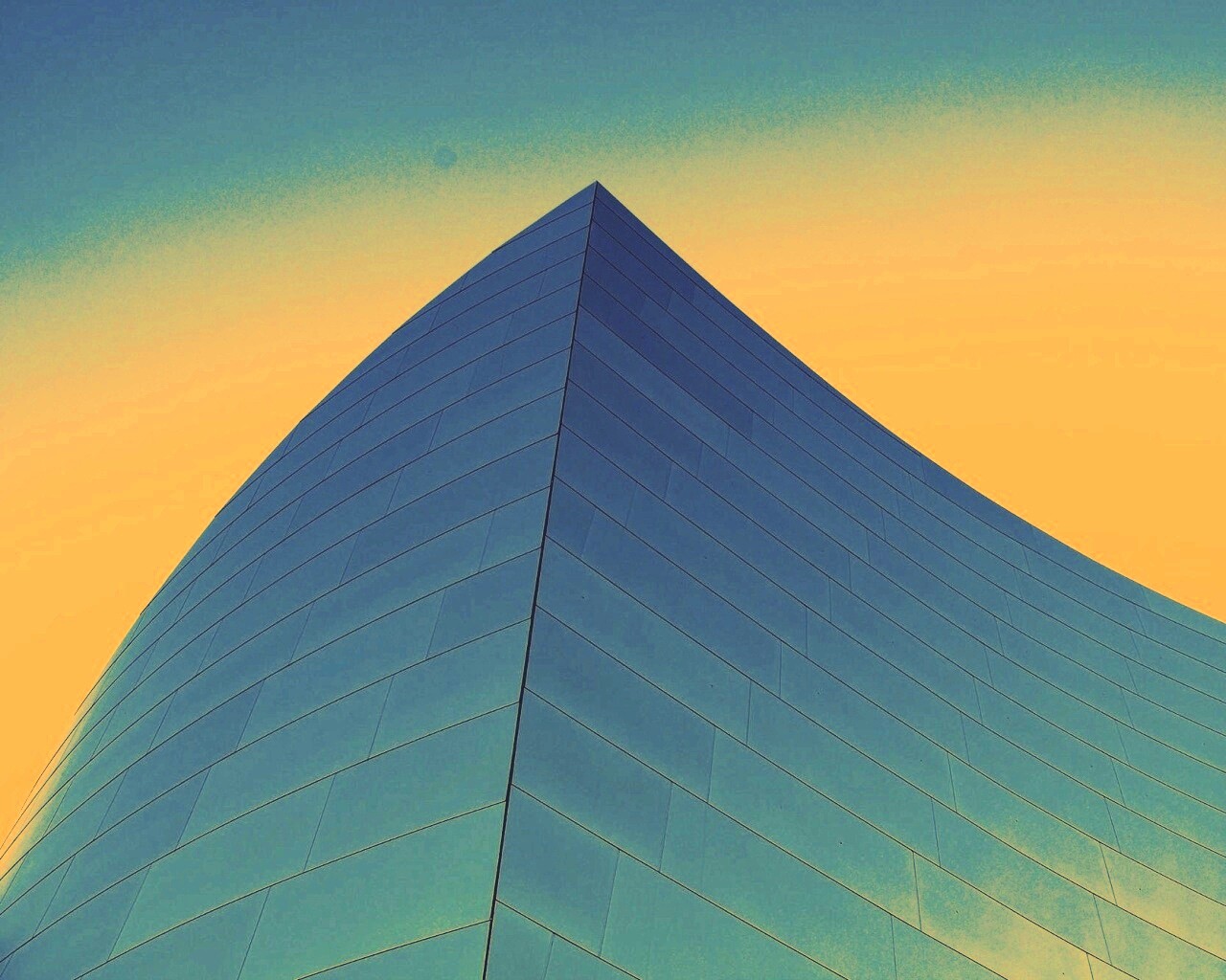 Угол небоскреба обои