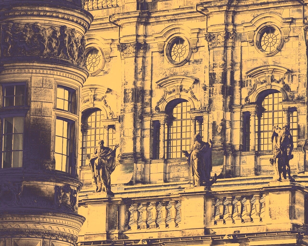 Hofkirche в Дрездене обои