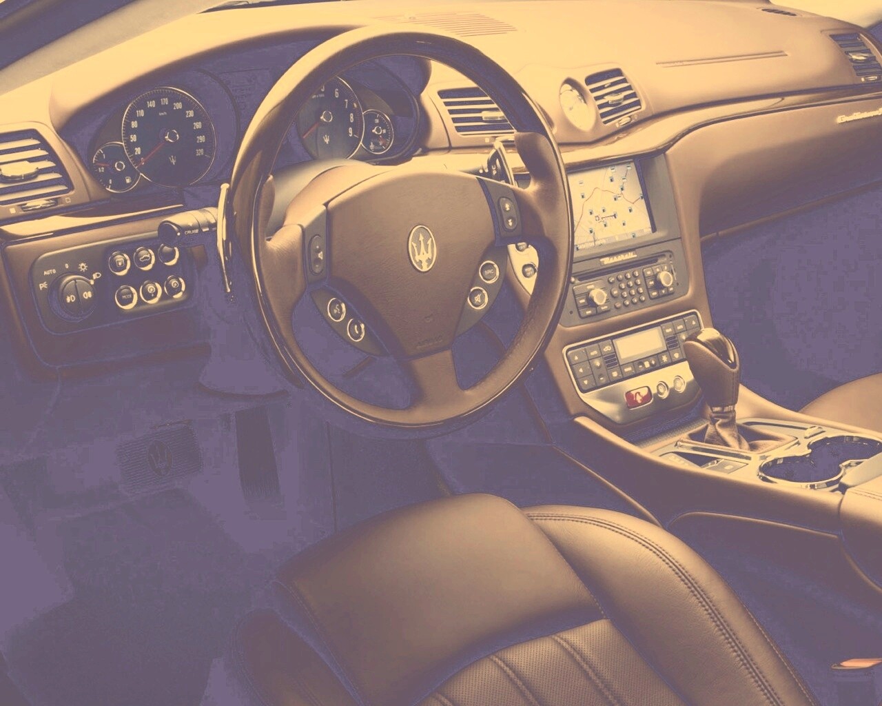 Салон Maserati Granturismo обои
