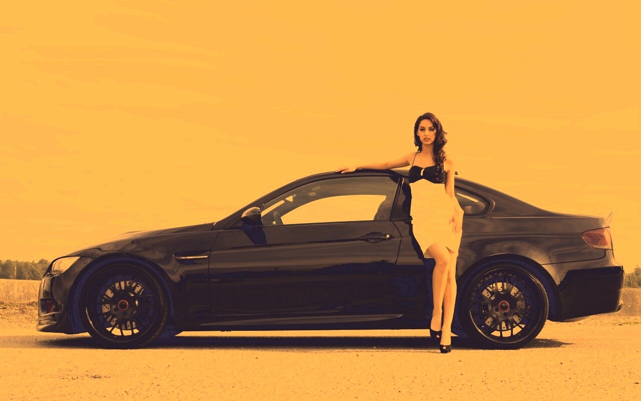 BMW и девушка обои