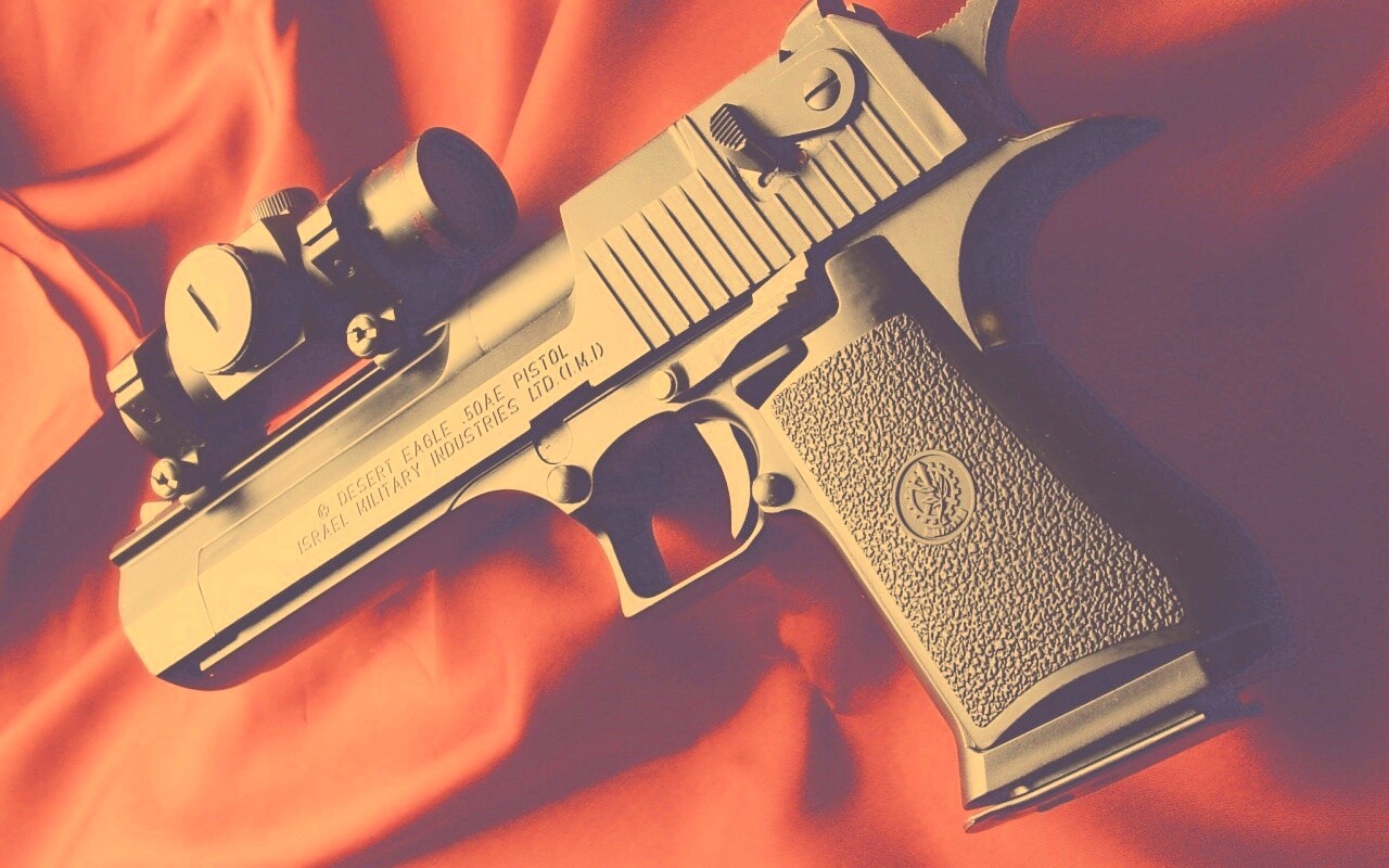 Пистолет Desert Eagle с прицелом обои
