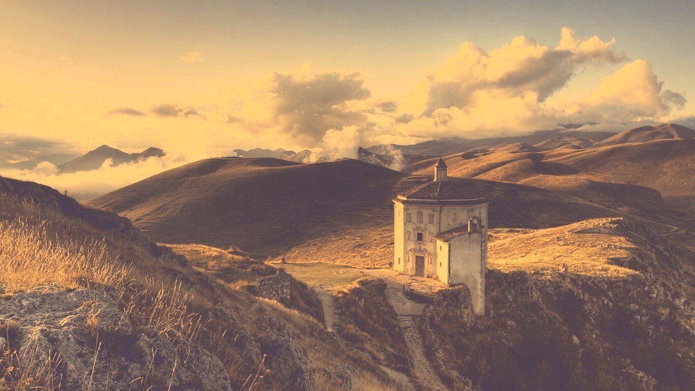 Горная церковь обои