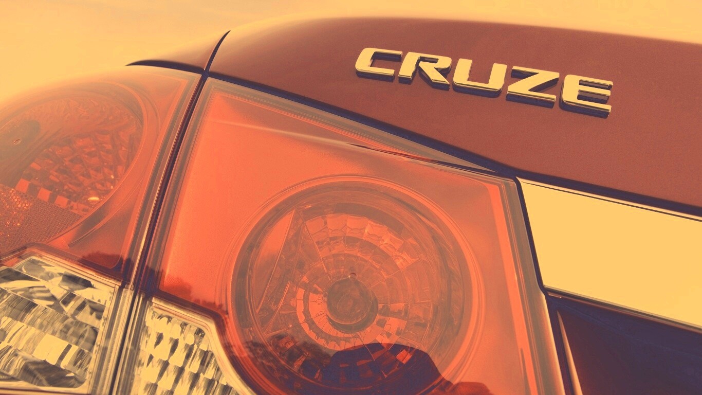 Шильдик Chevrolet Cruze обои
