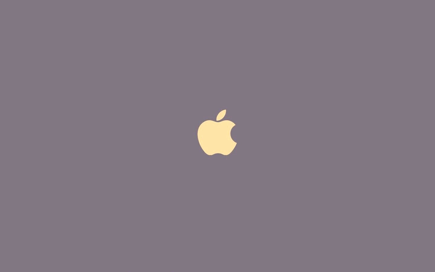 Логотип Apple на черном фоне обои