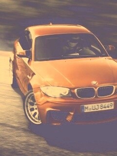 BMW M1 в заносе на треке обои