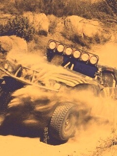 Раллийный внедорожник обои