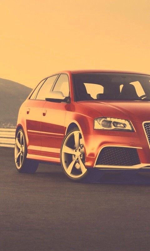 Красная Audi RS3 спереди обои