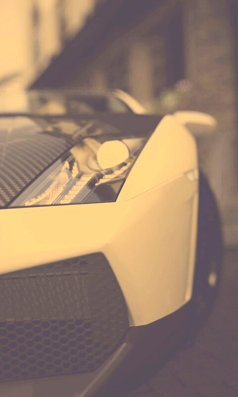 Lamborghini с карбоновым багажником обои