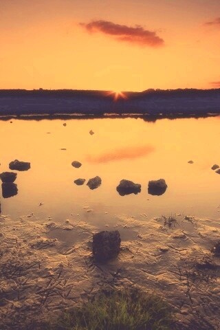 Обмелевшее озеро в Новой Зеландии обои