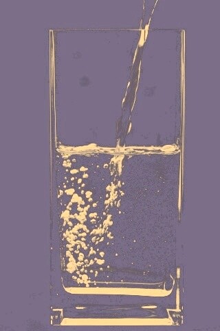Вода в стакане обои