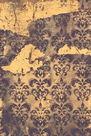 Рваные винтажные обои и штукатурка обои