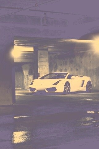 Ламборджини на подземной парковке обои