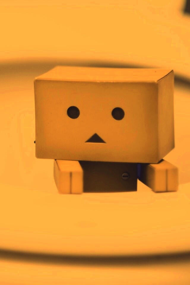Danbo в унитазе обои