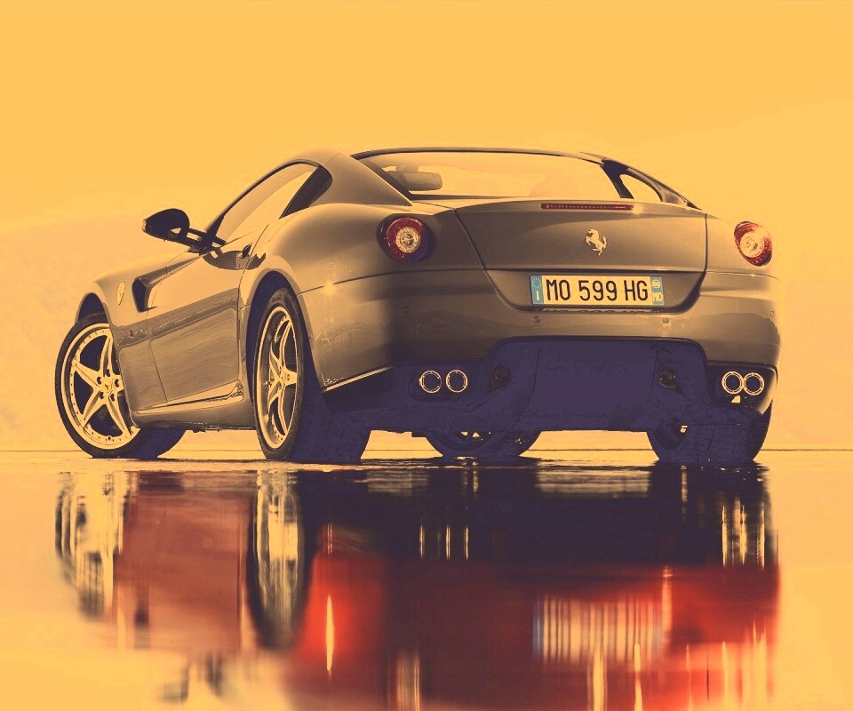 Ferrari в отражении обои