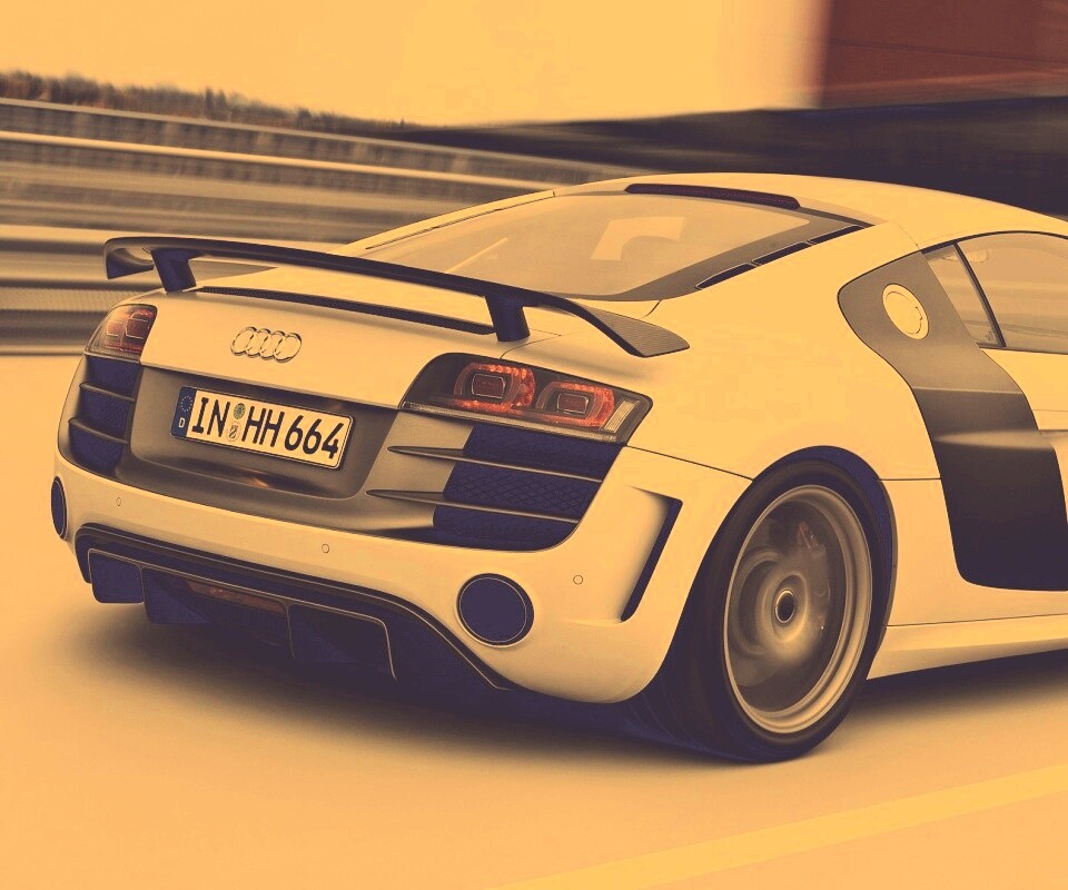 Audi R8 на скоростной трассе обои