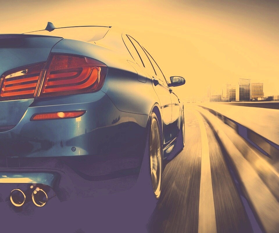 BMW F10 на повроте обои